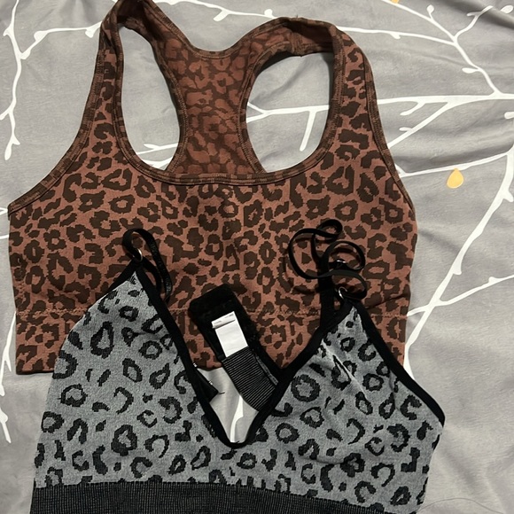 4 sports bras for sale - Picture 5 of 5